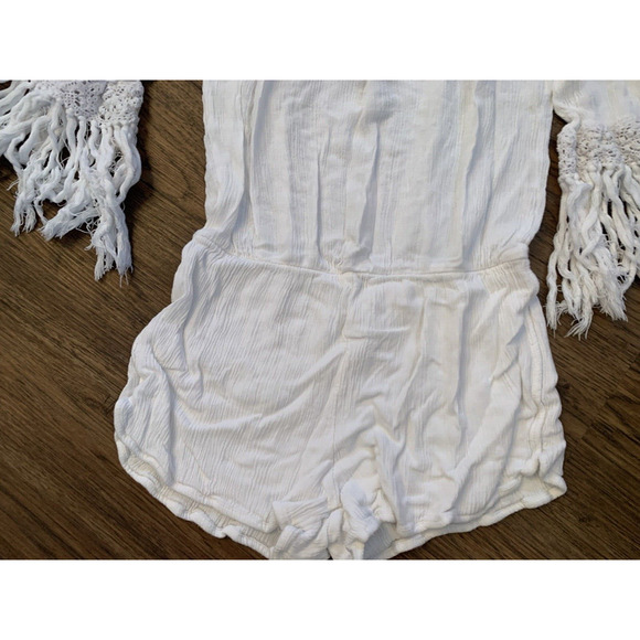 Nordstrom ELAN Romper Womens Small OffShoulder Boho Fringe Crochet Trim Jumpsuit - Picture 4 of 10